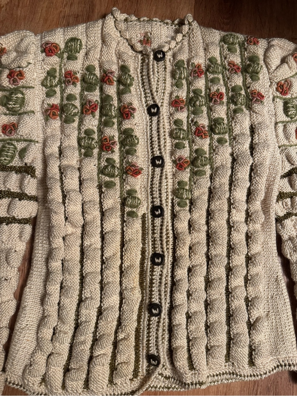Hand-Knit Cream Floral Button-Front Sweater Cardigan - Picture 5 of 8